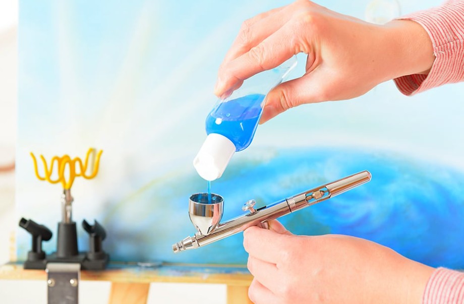 How to Thin Acrylic Paint for Airbrushing in 3 Easy Steps