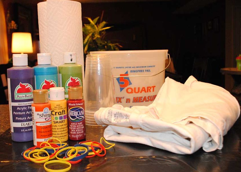 required tools to tie dye with acrylic paint