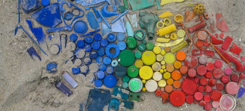 Does Acrylic Paint Contain Microplastic?