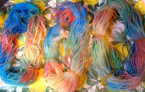What dye works on acrylic yarn