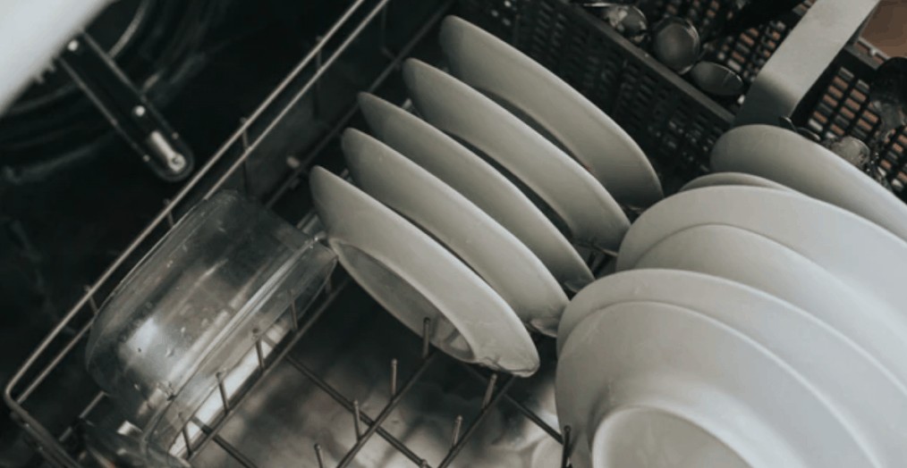 Is Acrylic Paint Dishwasher Safe? 